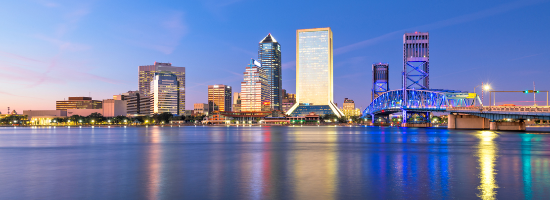 downtown jacksonville skyline at dusk